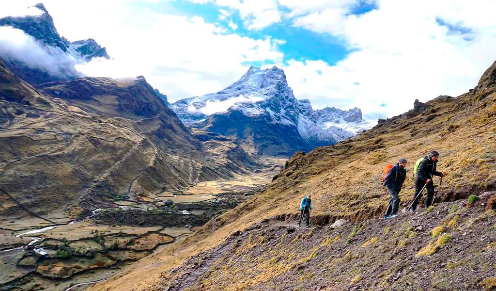 lares trek